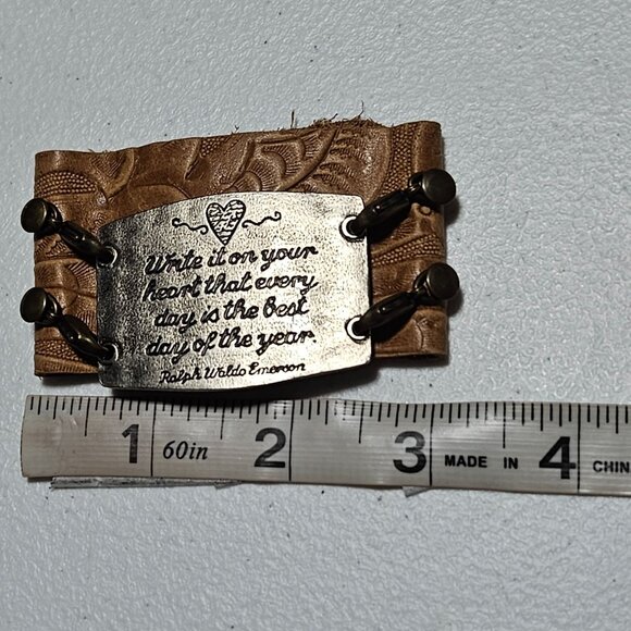 Handcrafted Leather Cuff Bracelet Etched Plate Emerson Write It On Your Heart - Picture 5 of 5